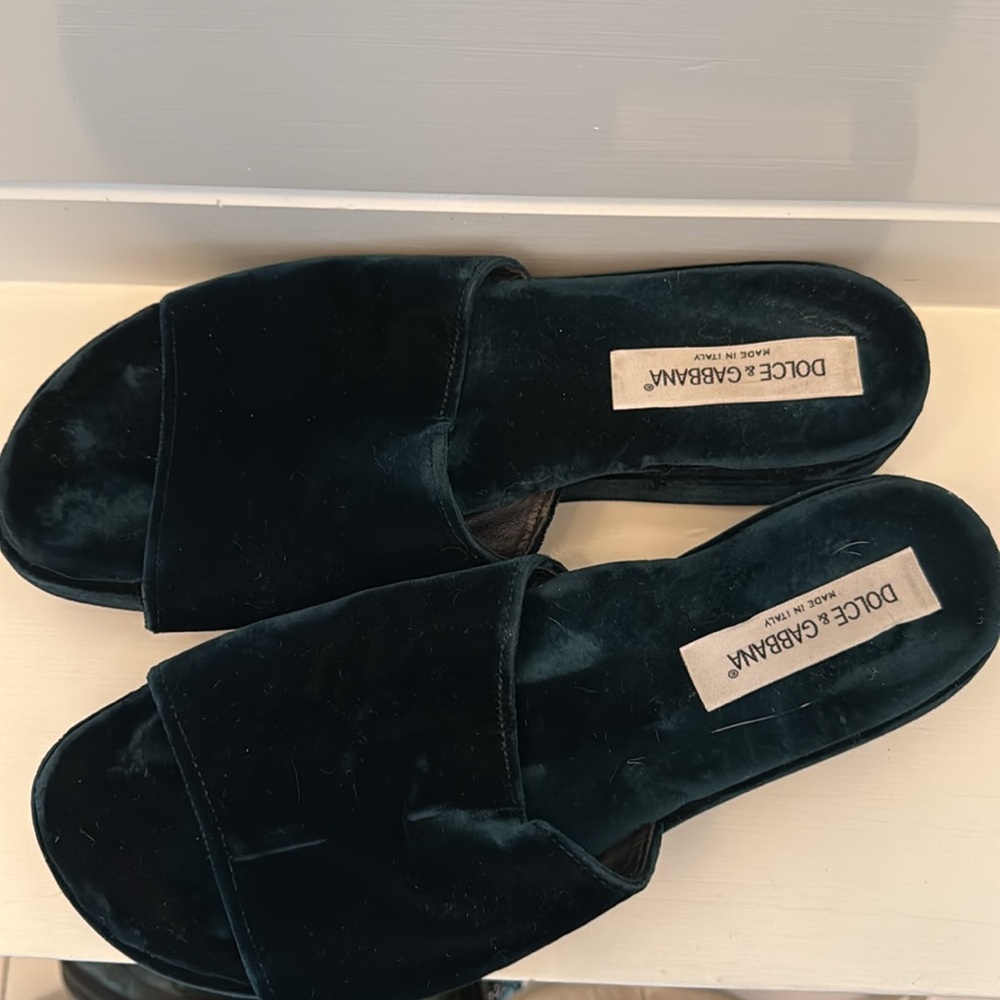 Dolce & Gabbana, green velvet slides, size 11